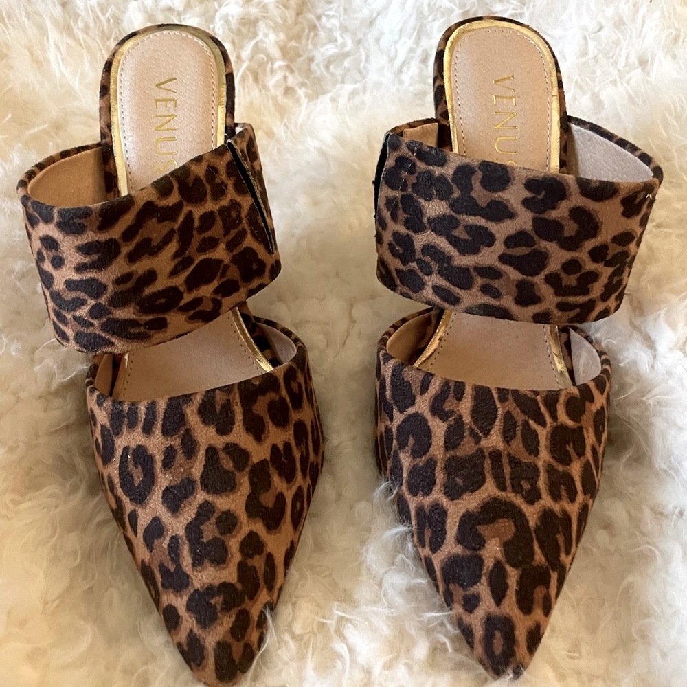 VENUS Leopard Heels-New without tags